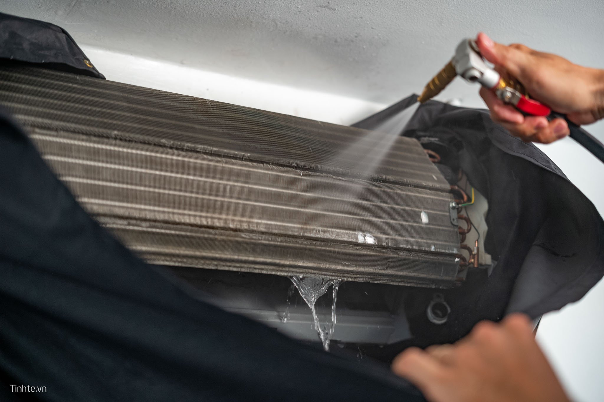 Vệ sinh điều hoà quận thanh khê